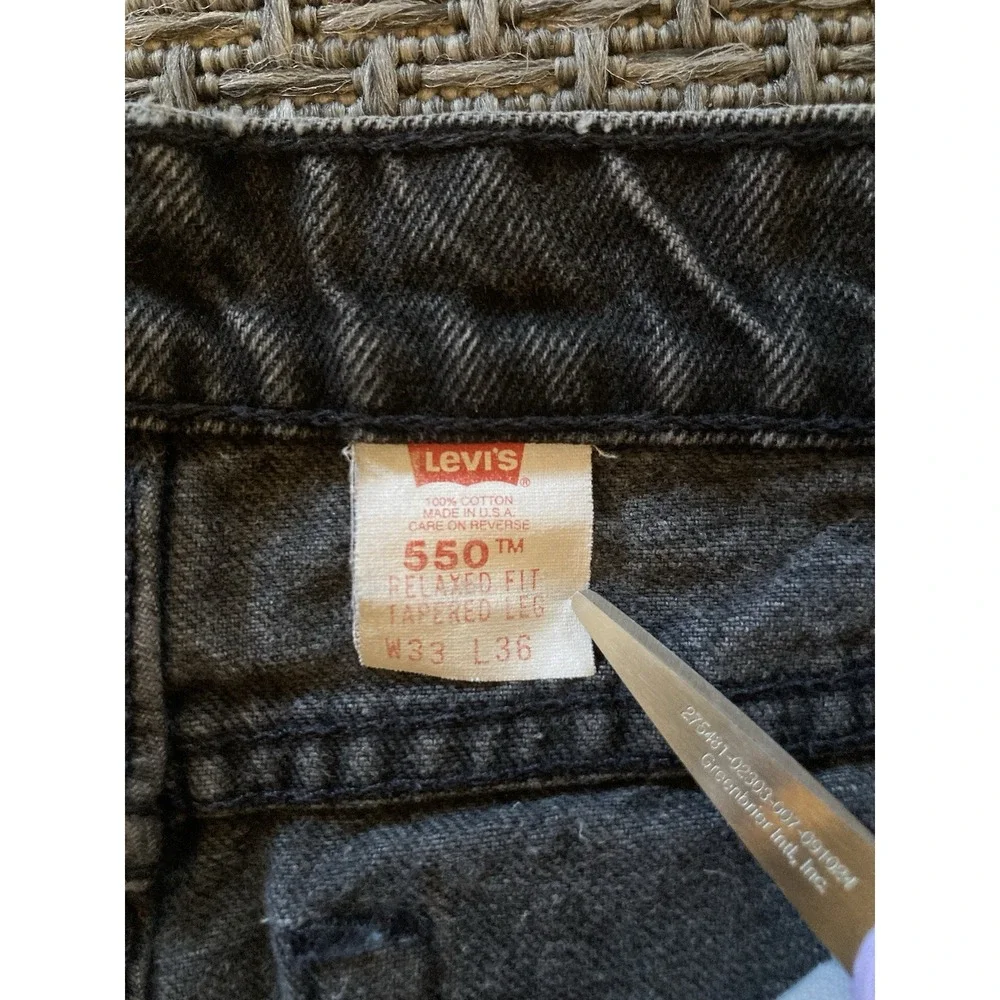 Levis 550 Jeans VTG 90s Mens 33x36 Black Grunge Relaxed Fit Tapered Red Tab USA